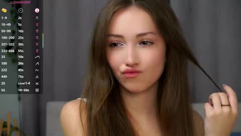 Naomi online show from October 5, 9:44 pm