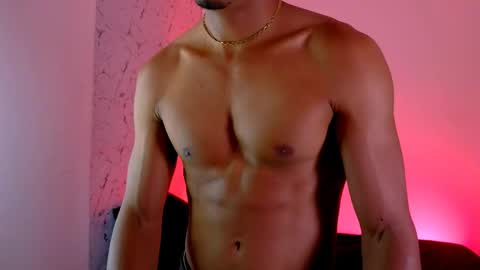 Lorian Vikel  online show from March 31, 11:05 pm