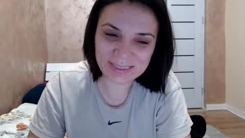 LorraGrey online show from January 14, 5:04 am