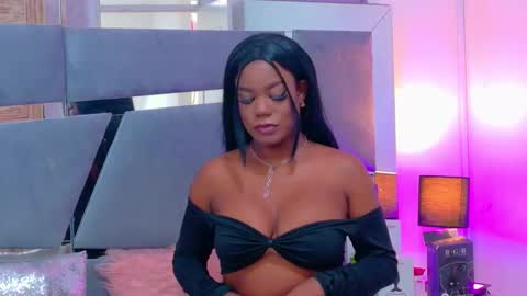 lorraine_johnson online show from March 10, 5:50 pm