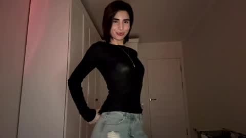 Amy online show from April 10, 12:21 pm