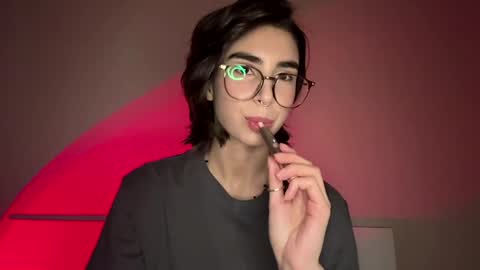 Amy online show from April 16, 12:27 pm