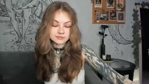 lostallice online show from December 16, 4:08 am