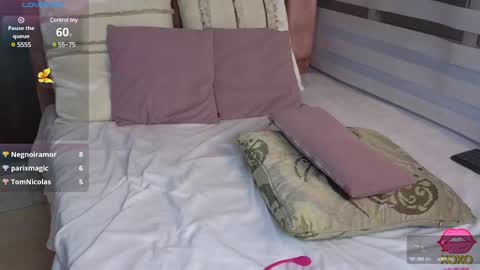 Snapshot of lou_rosse chatting on February 24, 11:19 pm  Lou Rosse  online show from February 24, 11:19 pm