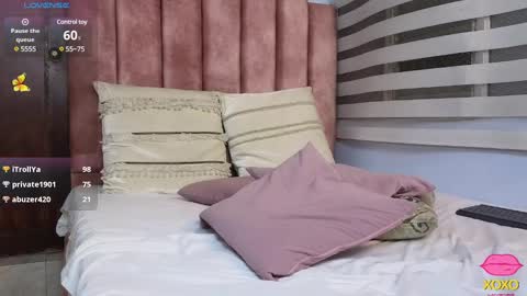 Snapshot of lou_rosse chatting on March 1, 11:37 pm  Lou Rosse  online show from March 1, 11:37 pm