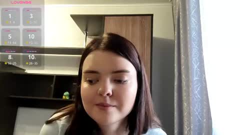 Esma online show from July 28, 11:08 am