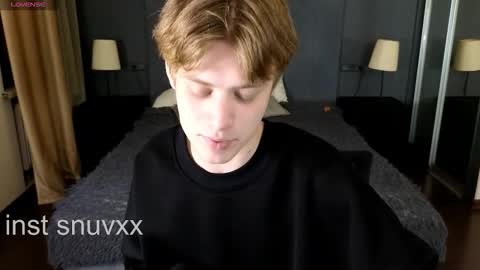 louie_evans online show from November 9, 9:28 pm