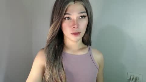 Snapshot of louilalicious chatting on February 24, 6:05 am louilalicious online show from February 24, 6:05 am