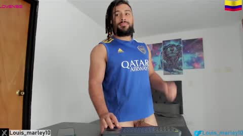 louis_marley_ online show from September 25, 4:03 pm