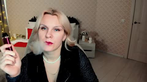 Louisa online show from January 15, 10:59 am