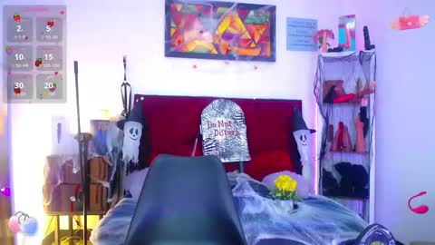  LouIse  online show from October 16, 6:29 pm