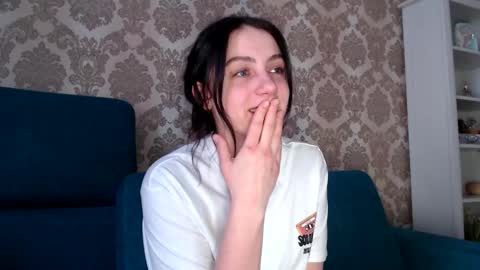 Louise online show from March 12, 10:26 am