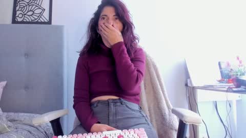 Snapshot of lourreinstounn chatting on February 14, 8:05 pm Lourrein Stoun Independiente online show from February 14, 8:05 pm