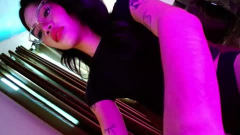 Seren online show from November 2, 2:44 am