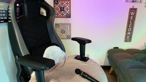 Sharol Leon online show from January 28, 3:57 am