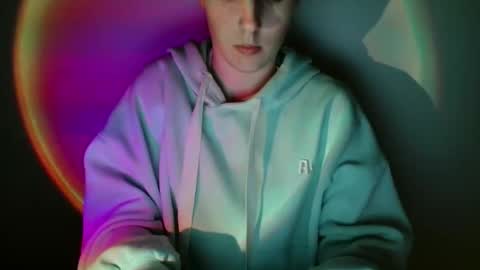 Vivian online show from February 2, 2:14 pm