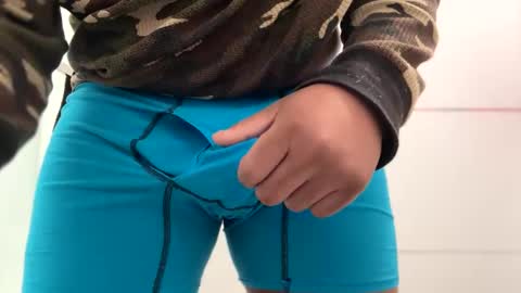 lovefeetonmyface29 online show from January 19, 11:56 am