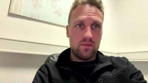 lovefuesse online show from February 2, 8:54 am