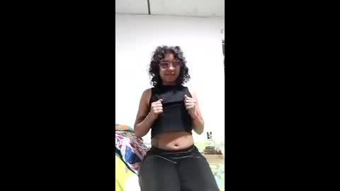 loveinlife online show from April 15, 3:21 am