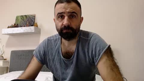 Snapshot of loveivat80 chatting on February 8, 9:24 am loveivat80 online show from February 8, 9:24 am