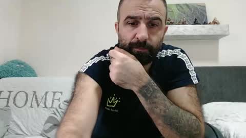 Snapshot of loveivat80 chatting on December 28, 7:33 am loveivat80 online show from December 28, 7:33 am