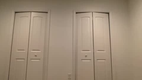 Snapshot of lovellly_ chatting on December 29, 3:11 am Love online show from December 29, 3:11 am