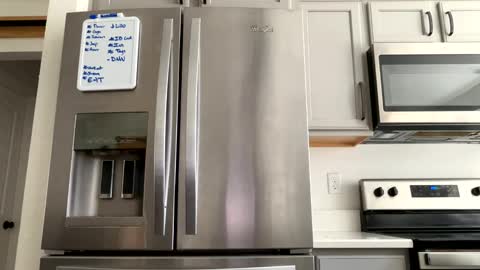 Snapshot of lovellly_ chatting on March 10, 7:29 pm Love online show from March 10, 7:29 pm