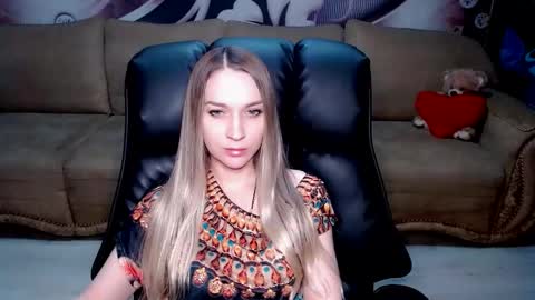 private open online show from November 14, 1:46 pm