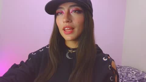 Snapshot of lovely_akira_xwx chatting on September 17, 3:10 am Tami online show from September 17, 3:10 am