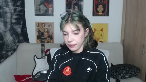 Snapshot of lovely_cass chatting on February 7, 10:30 pm Cassie online show from February 7, 10:30 pm