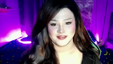 lovely_coleen online show from December 5, 10:07 pm