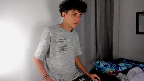 Salo online show from April 19, 9:50 pm