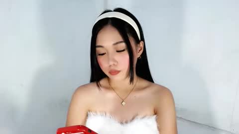 lovely veronica69 online show from January 7, 11:59 am