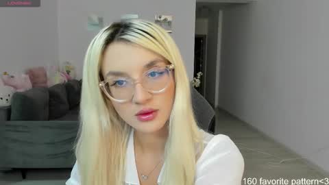 Snapshot of lovelybianca_ chatting on September 14, 6:20 pm lovelybianca_ online show from September 14, 6:20 pm