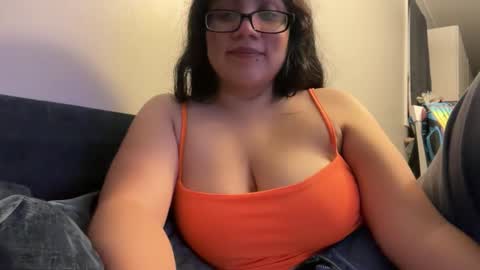 lovelykatiebabe online show from March 8, 3:21 am