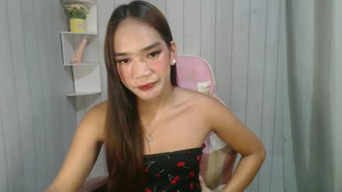 lovelykristelle online show from March 1, 8:56 am