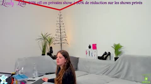 Lola online show from December 14, 9:21 pm