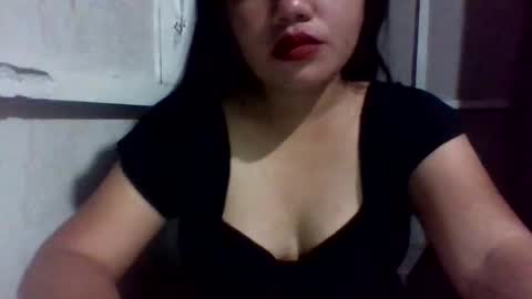 lovelymocha27s online show from October 12, 3:59 pm