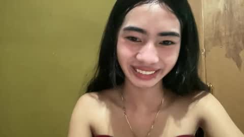 lovelyours_kishia online show from April 24, 12:56 am