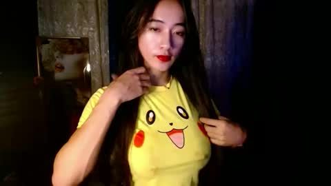 lovelypetite143 online show from February 18, 8:14 am