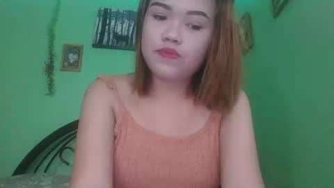 lovemae352295 online show from September 30, 6:57 am