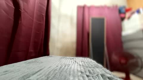 loveme_fiona online show from April 21, 11:50 am