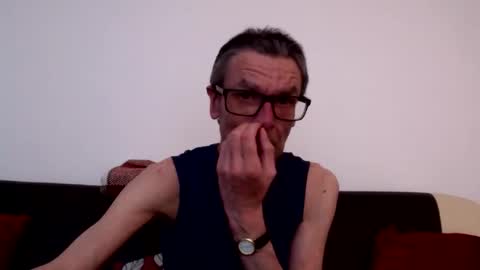 lovepvcearly50s online show from April 18, 5:26 pm