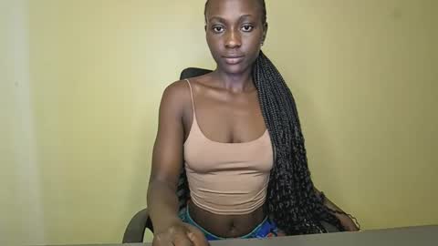 Snapshot of lovergirl2003 chatting on October 6, 10:11 am Kate online show from October 6, 10:11 am