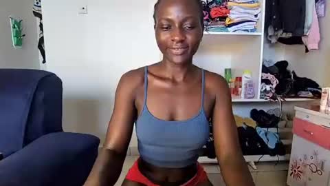 Snapshot of lovergirl2003 chatting on October 30, 8:59 am Kate online show from October 30, 8:59 am