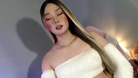 lovers moon22 online show from January 31, 11:35 pm