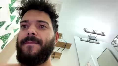 lovetopleaseyou4423 online show from April 21, 10:11 am