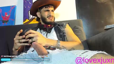 lovexjuxn77 online show from March 3, 7:43 pm