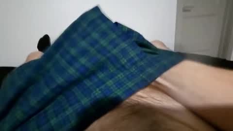 loveyoustreamer online show from November 18, 4:54 pm