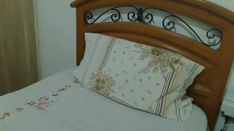slave lovina online show from April 27, 12:57 pm